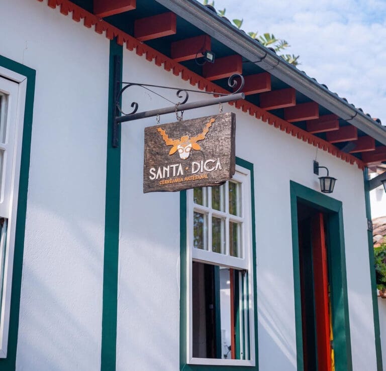 Santa Dica: cerveja premiada e história em cada gole