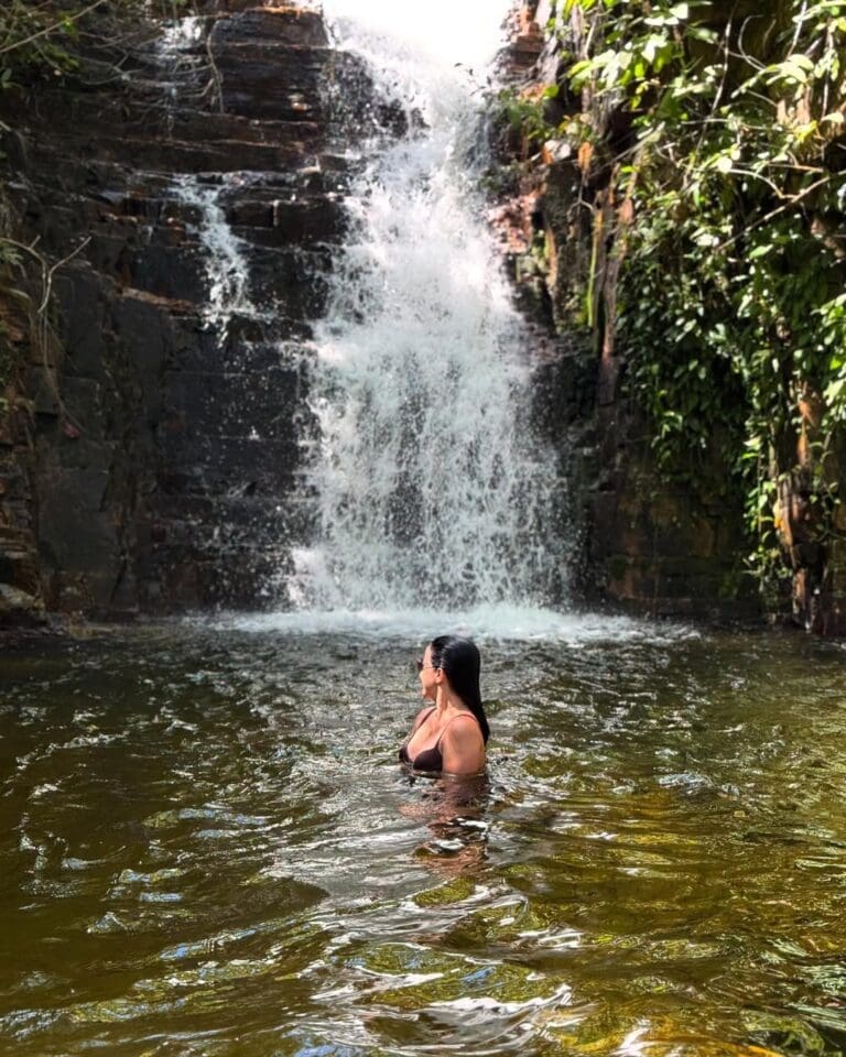 Cachoeira Paraíso: Três Quedas e 8 Piscinas para um Dia Perfeito