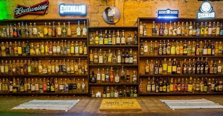 Cachaçaria do Dill: tradição e sabor artesanal em Pirenópolis